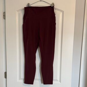 High-Waist Burgundy Active Cropped Leggings for Women